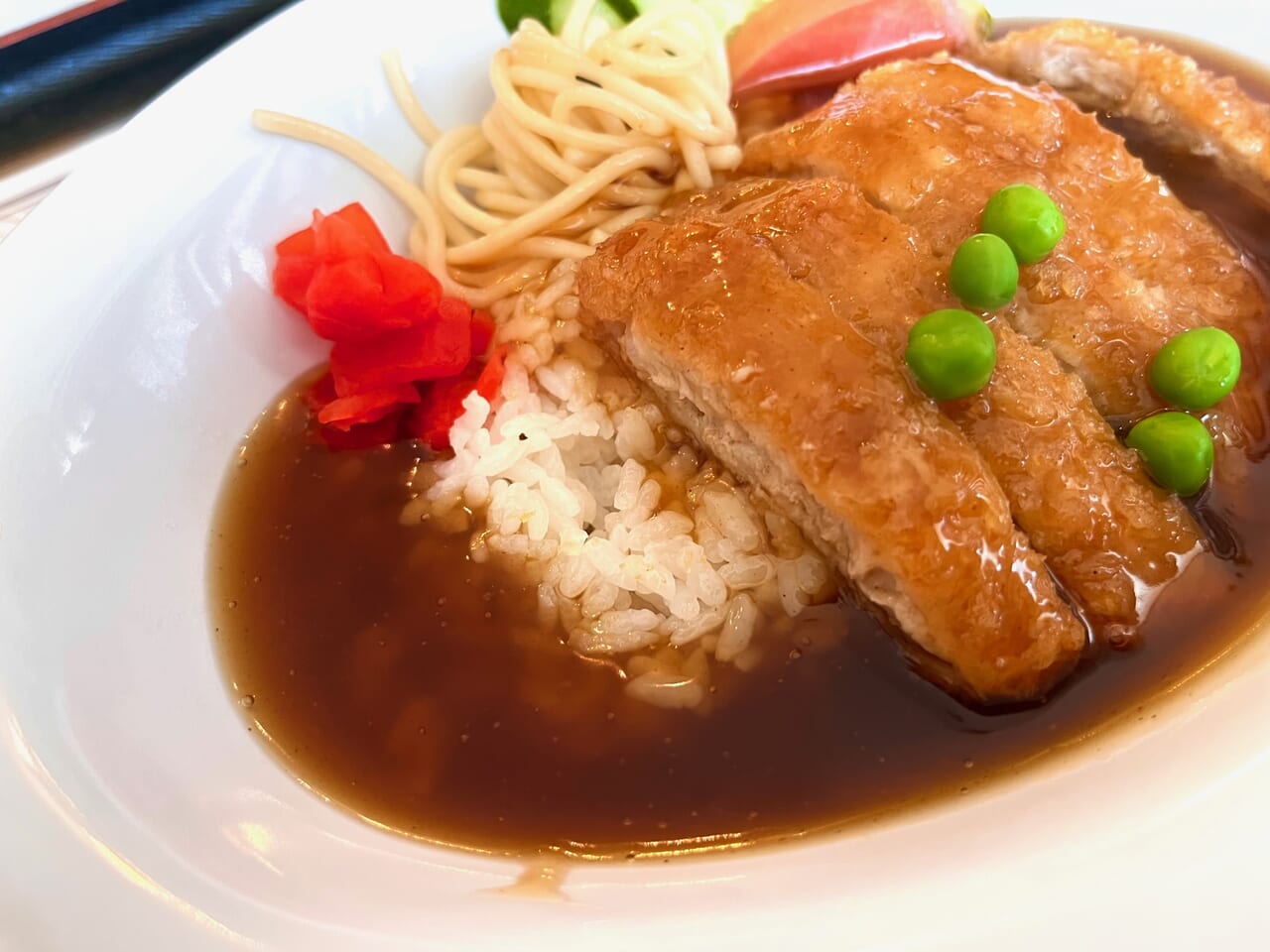 大牟田市笹林町の彩花の復刻版おおむた洋風かつ丼