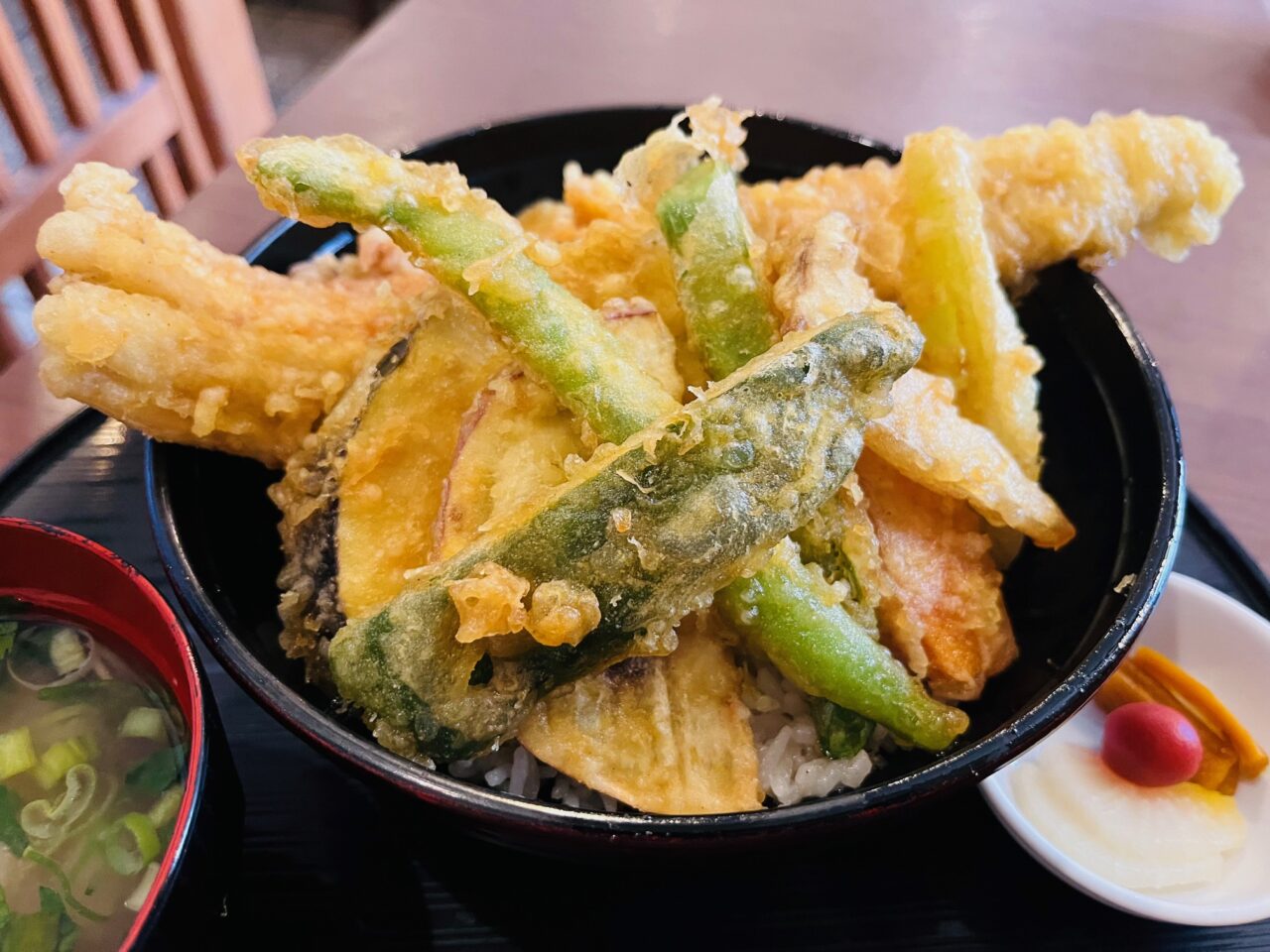 大牟田市笹林町の粋魚がくの豪快あなご天丼