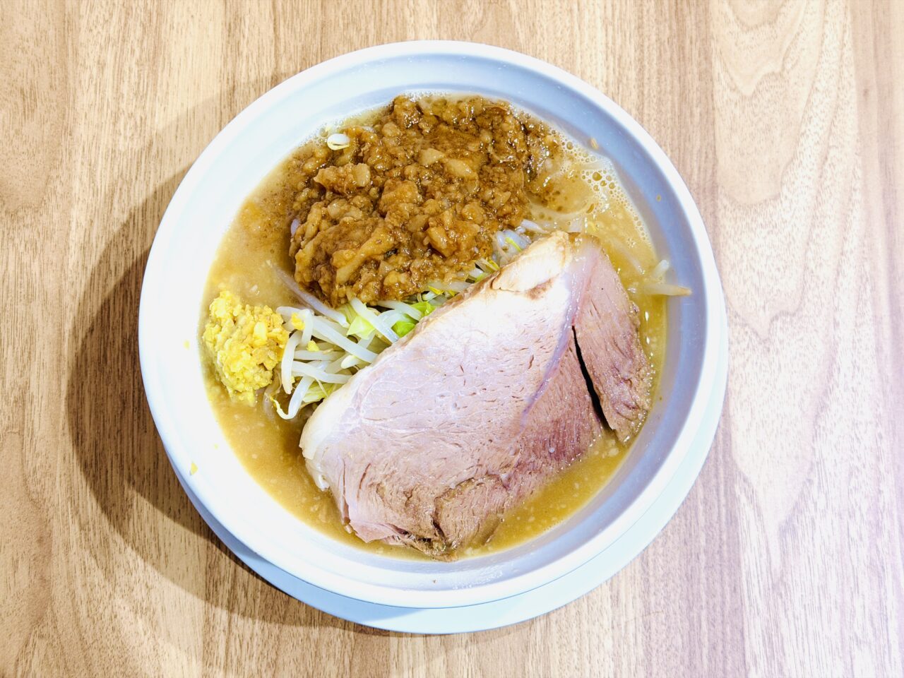 2025年12月17日に大牟田にオープンした二郎系ラーメン店「俺の人生ふるすいんぐ」